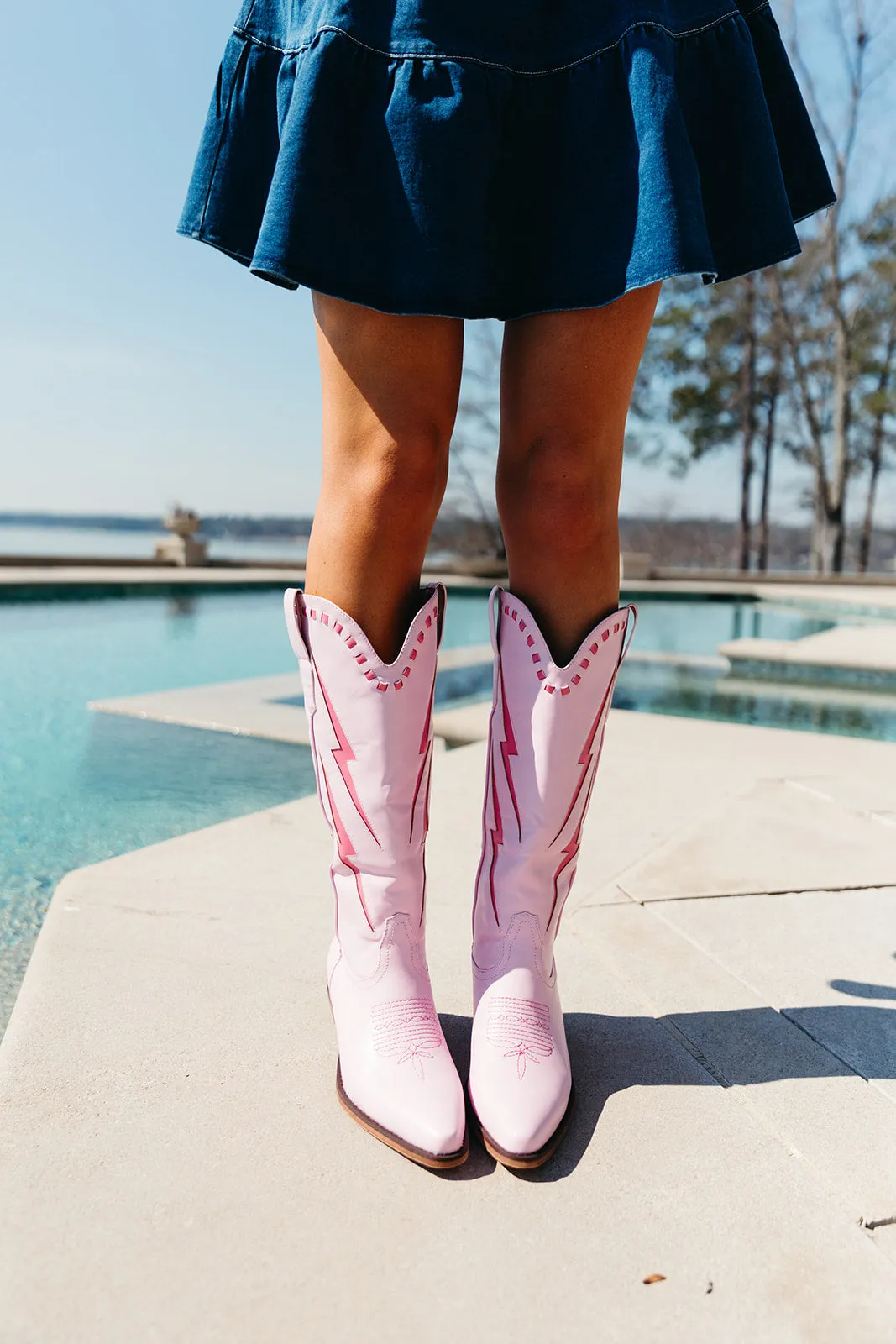 The Dolly Cowgirl Boot - Pink